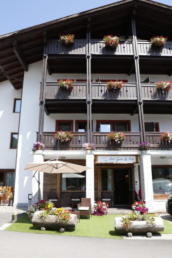 Hotel La Palu ピンツォーロ エクステリア 写真
