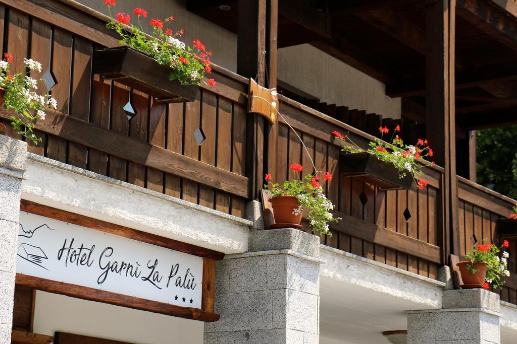 Hotel La Palu ピンツォーロ エクステリア 写真